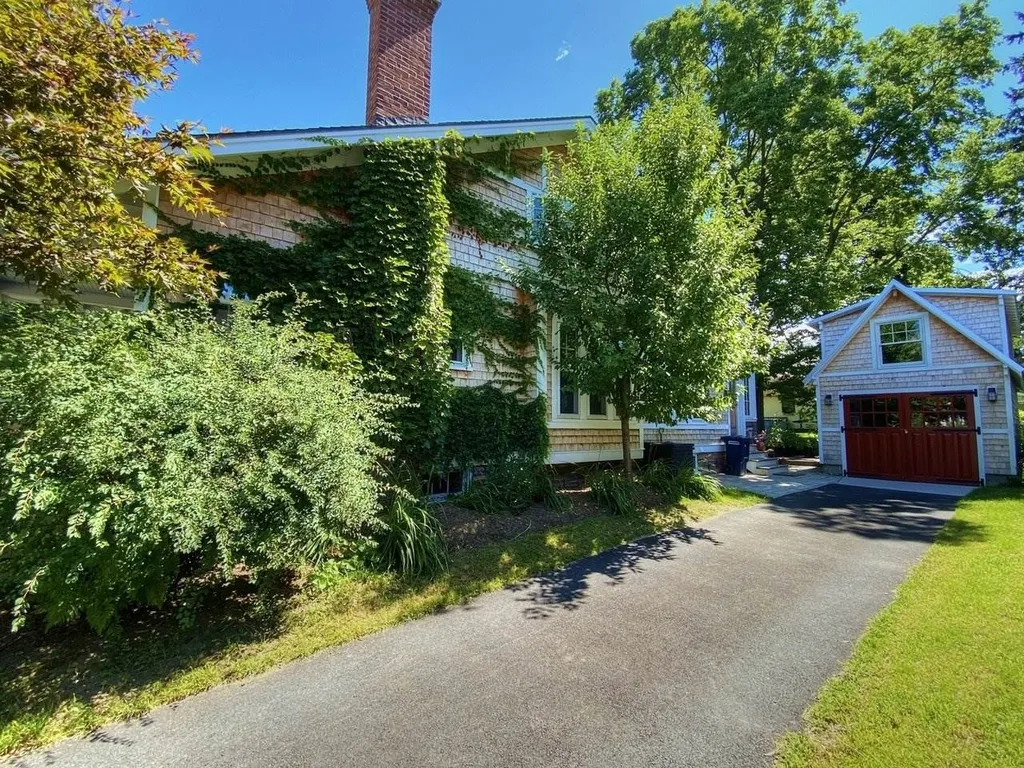 91 Henry Street Burlington VT 05401