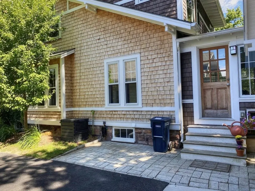 91 Henry Street Burlington VT 05401