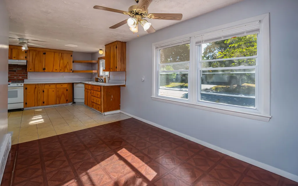 12 Letourneau Street Rochester NH 03867