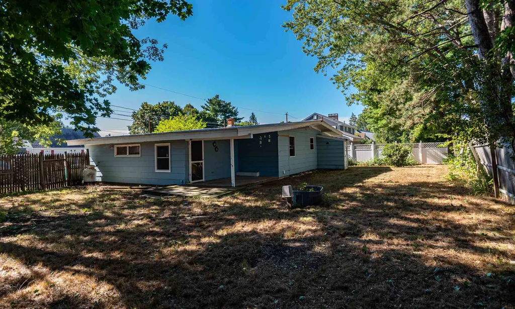 12 Letourneau Street Rochester NH 03867