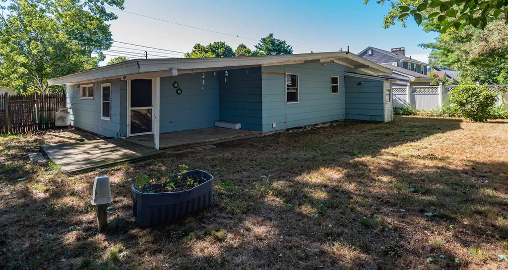 12 Letourneau Street Rochester NH 03867