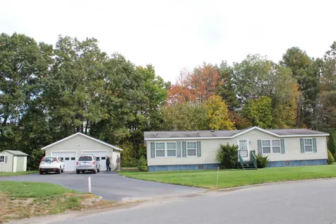 80 Hillview Circle Charlestown NH 03603