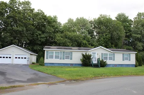 80 Hillview Circle Charlestown NH 03603