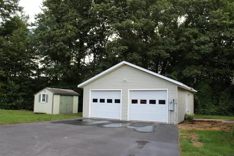 80 Hillview Circle Charlestown NH 03603