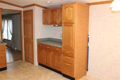 80 Hillview Circle Charlestown NH 03603