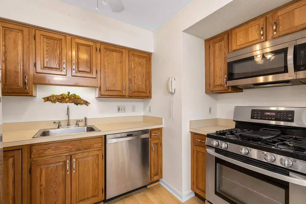 506 Springbrook Circle Portsmouth NH 03801