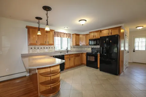 23 Cricket Lane Concord NH 03301