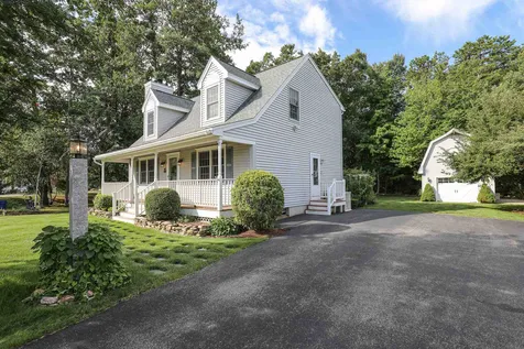 23 Cricket Lane Concord NH 03301