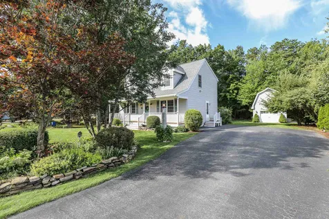 23 Cricket Lane Concord NH 03301