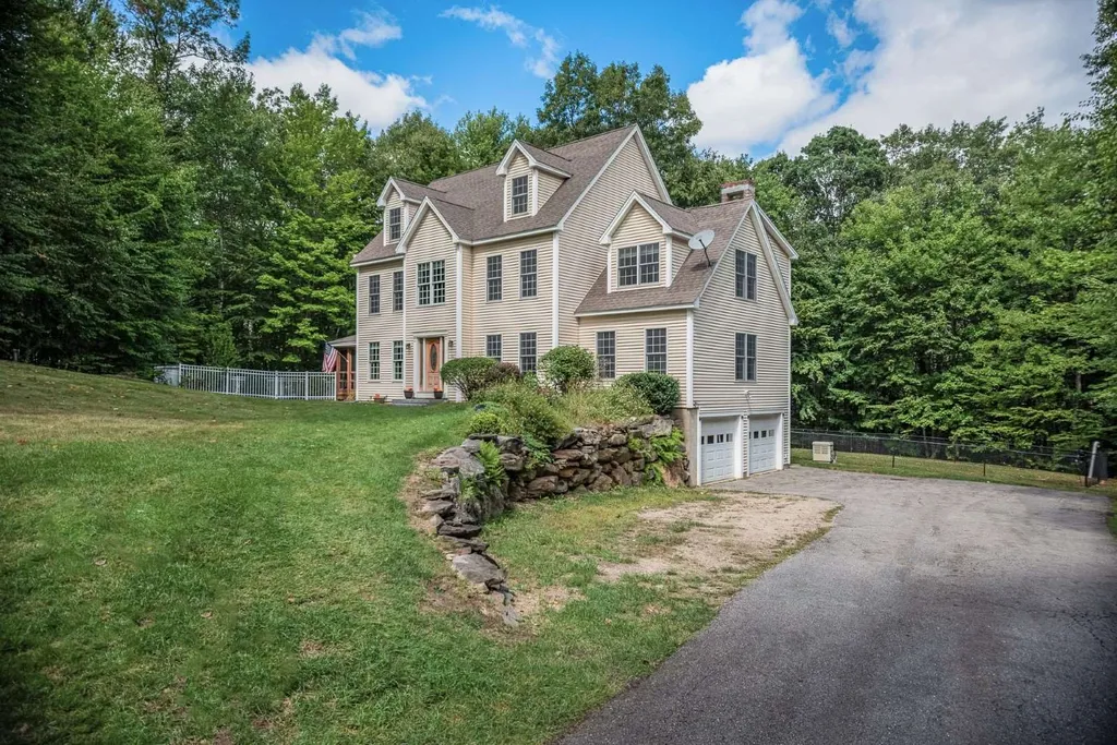 12 Justin Lane Rochester NH 03839