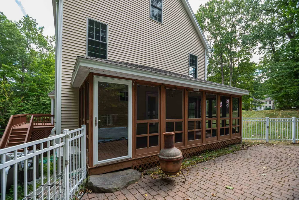 12 Justin Lane Rochester NH 03839