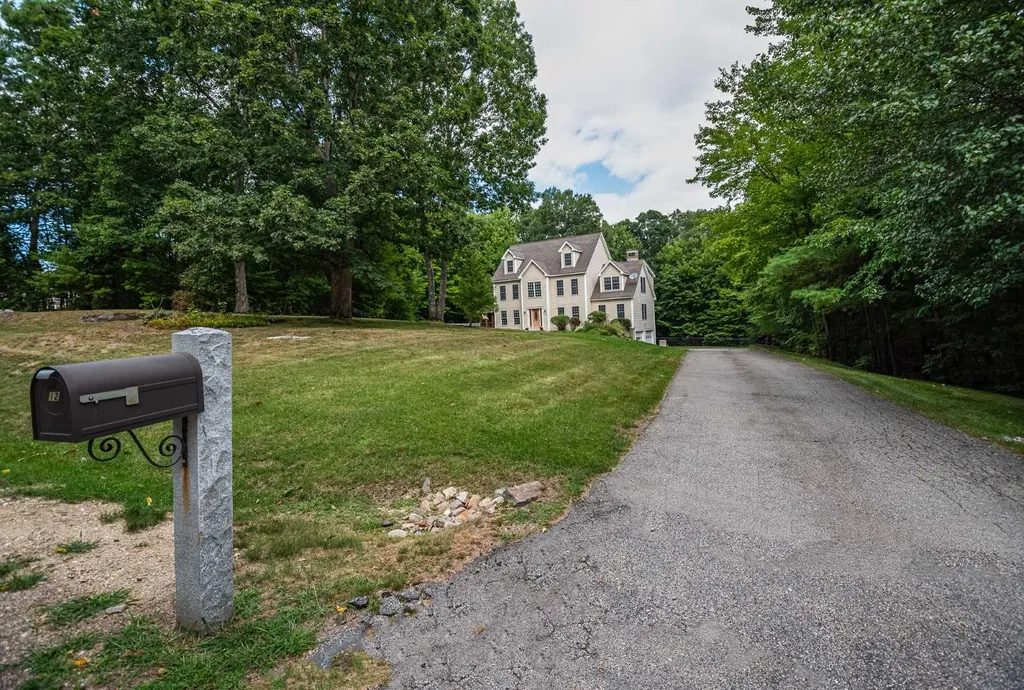 12 Justin Lane Rochester NH 03839