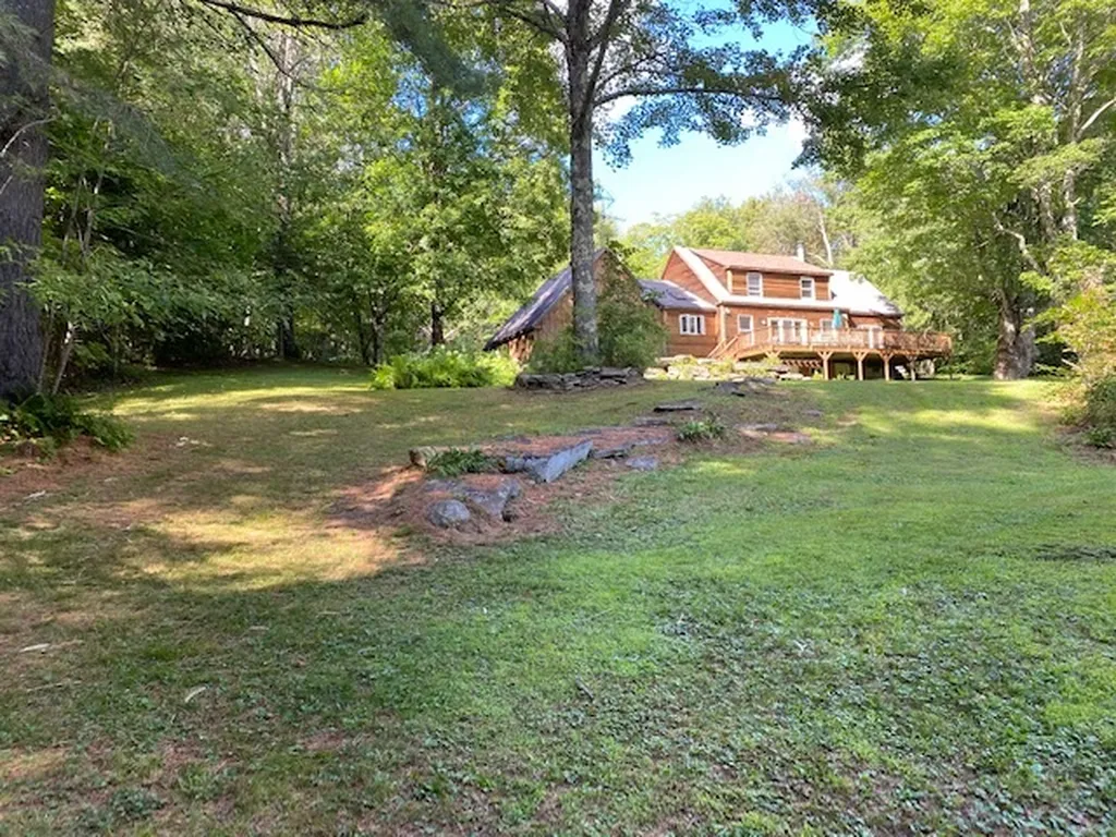 23 Negus Road Dover VT 05356