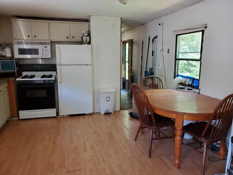10 Hidden Brook Drive Plymouth NH 03264