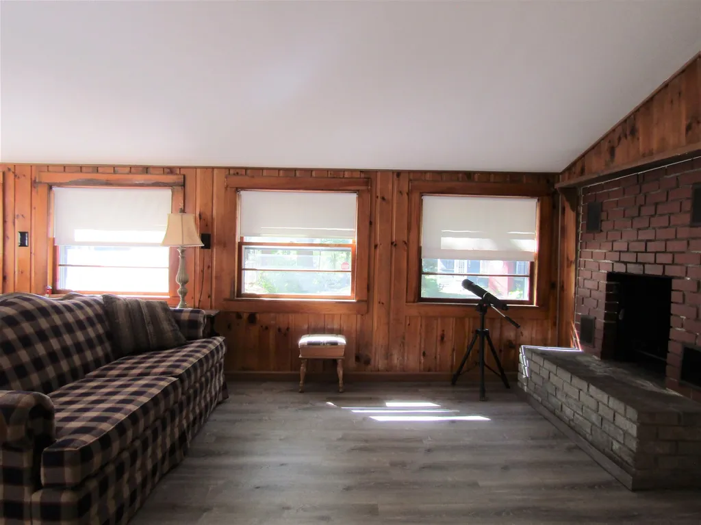105 Lake Avenue Franklin NH 03235
