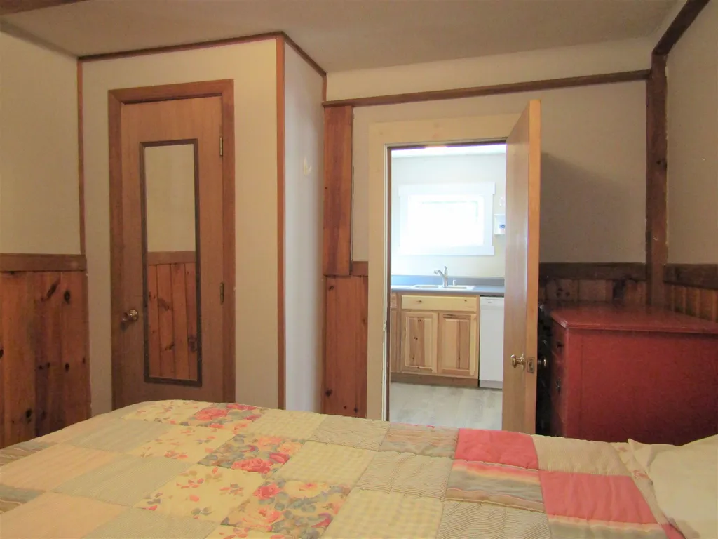 105 Lake Avenue Franklin NH 03235