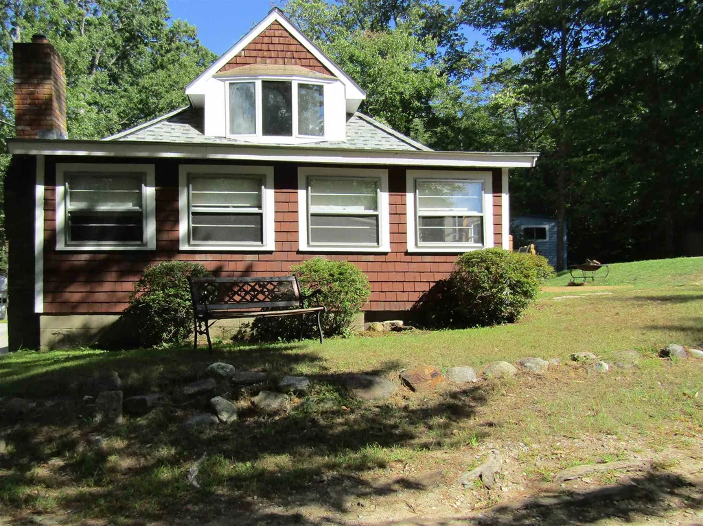 105 Lake Avenue Franklin NH 03235