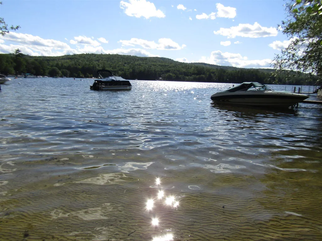 105 Lake Avenue Franklin NH 03235