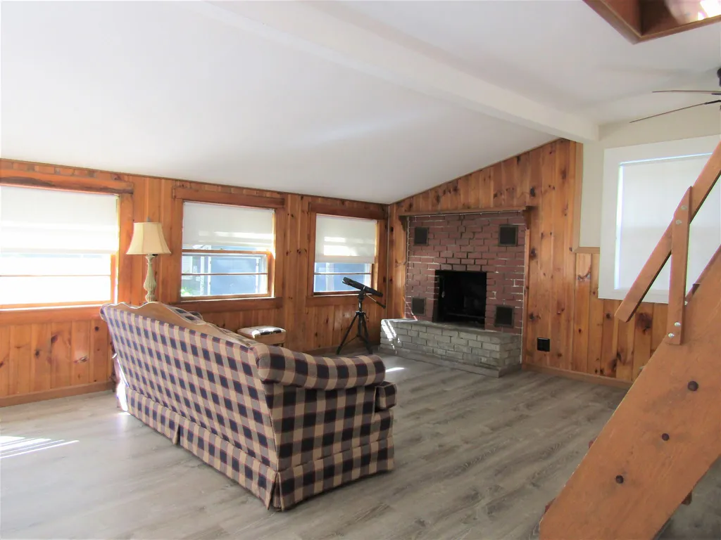 105 Lake Avenue Franklin NH 03235