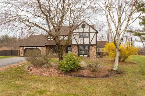 14 Tilton Lane East Kingston NH 03827
