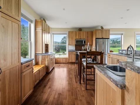 32 Parsons Avenue St. Albans Town VT 05478