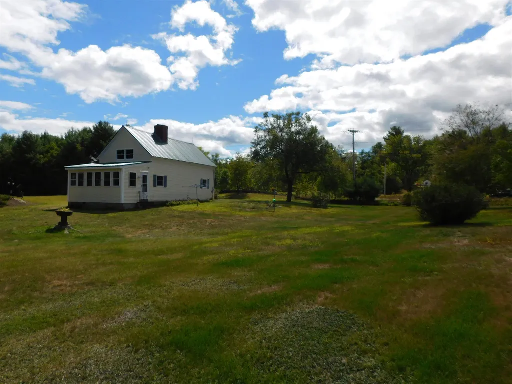 1738 White Mountain Highway Milton NH 03851