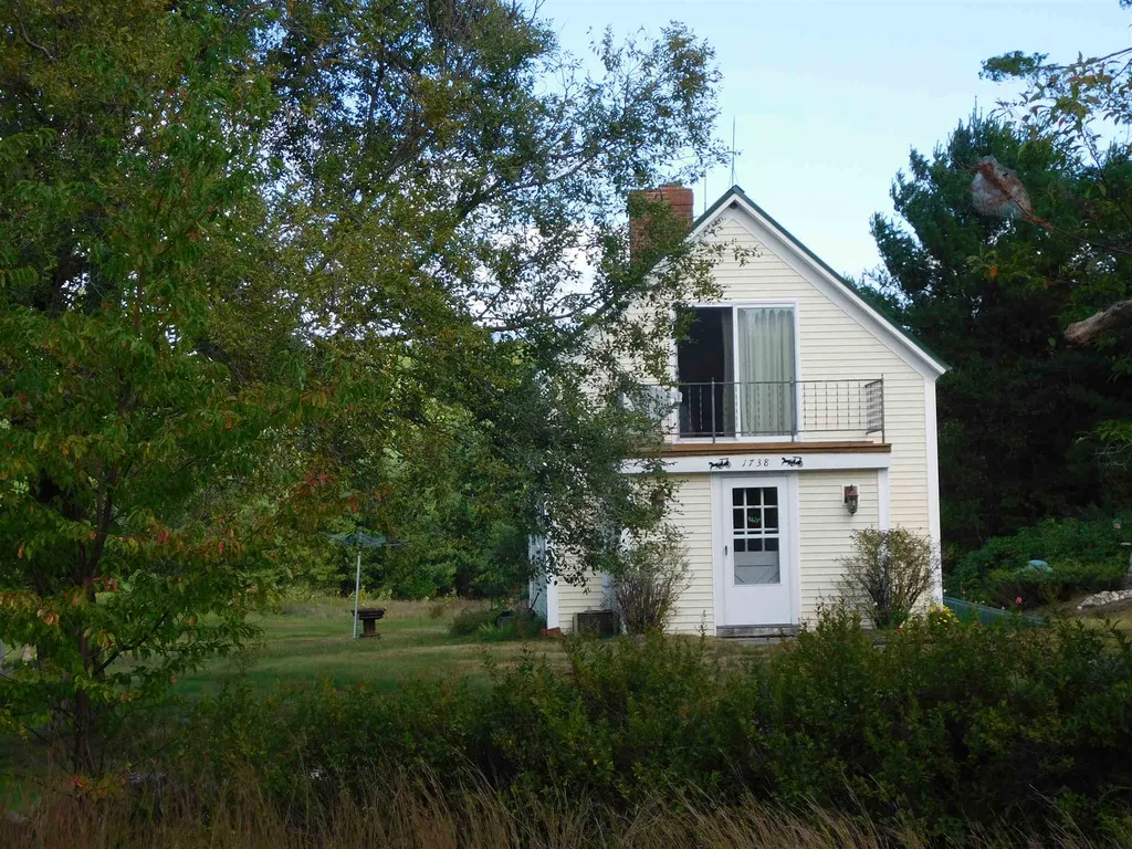 1738 White Mountain Highway Milton NH 03851