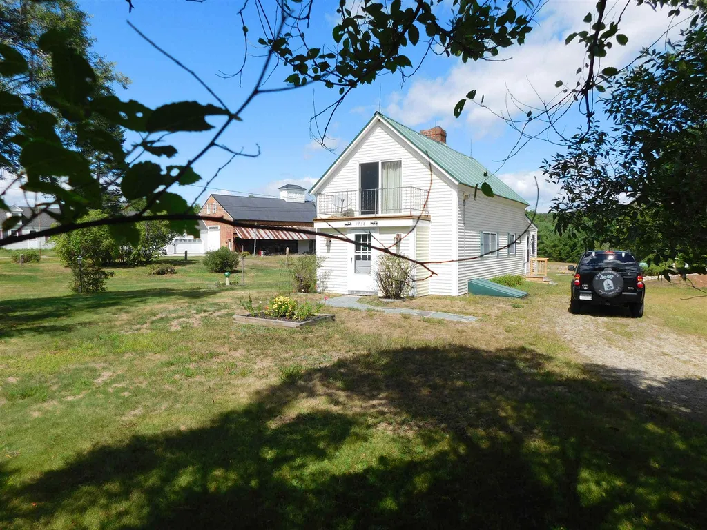 1738 White Mountain Highway Milton NH 03851