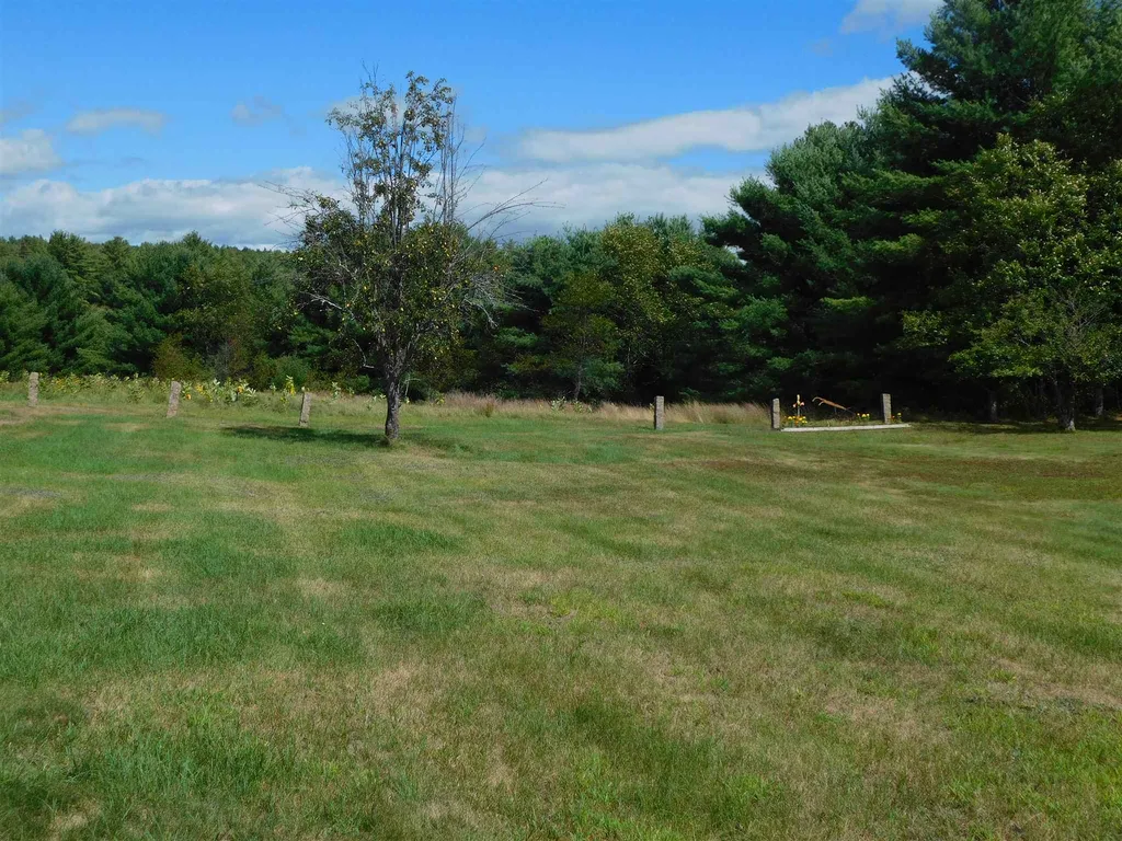 1738 White Mountain Highway Milton NH 03851