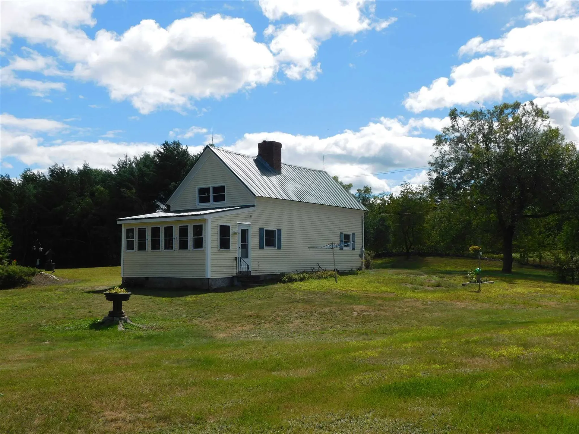 1738 White Mountain Highway Milton NH 03851