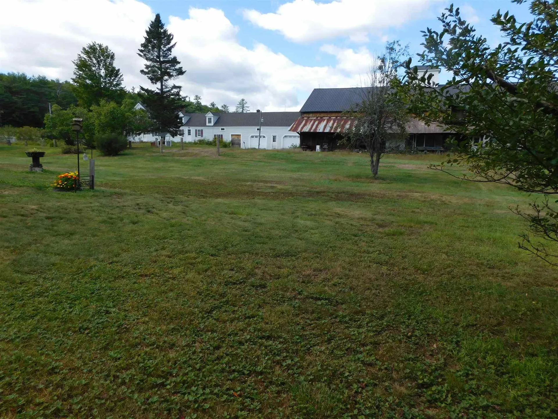 1738 White Mountain Highway Milton NH 03851