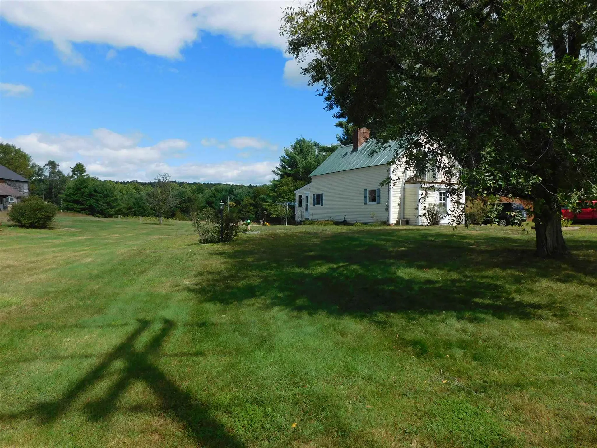 1738 White Mountain Highway Milton NH 03851