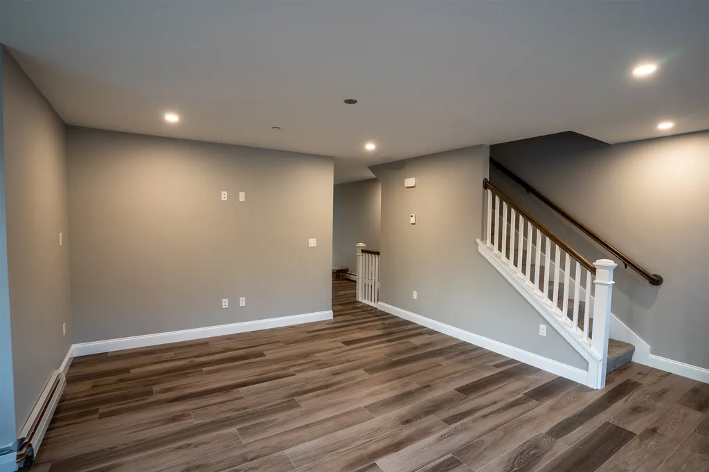 25 Fownes Mill Court Rochester NH 03867