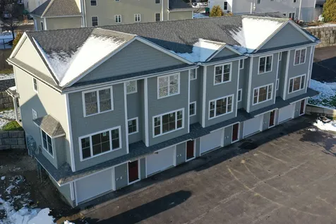 23 Fownes Mill Court Rochester NH 03867