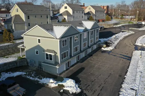 23 Fownes Mill Court Rochester NH 03867