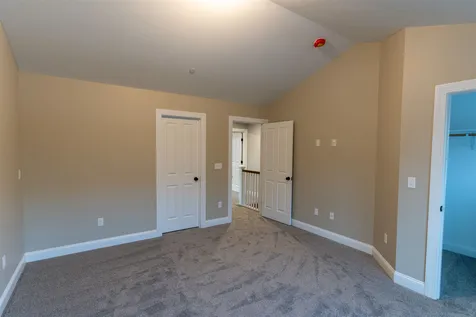 23 Fownes Mill Court Rochester NH 03867