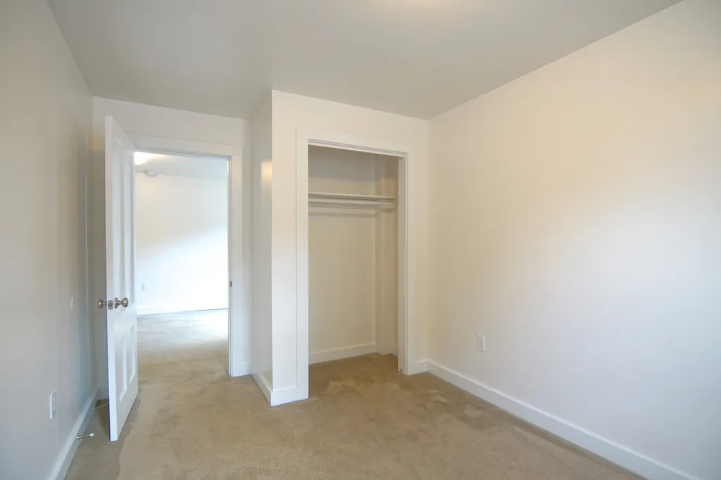 27-33 Exeter Road Newmarket NH 03857