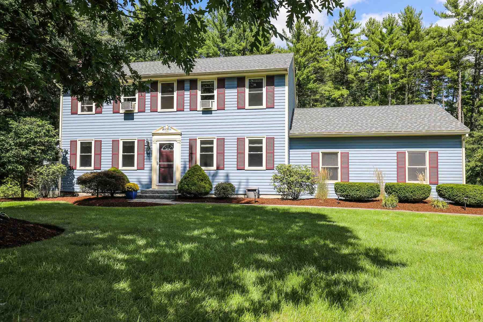 17 Laurel Hill Road Hollis NH 03049