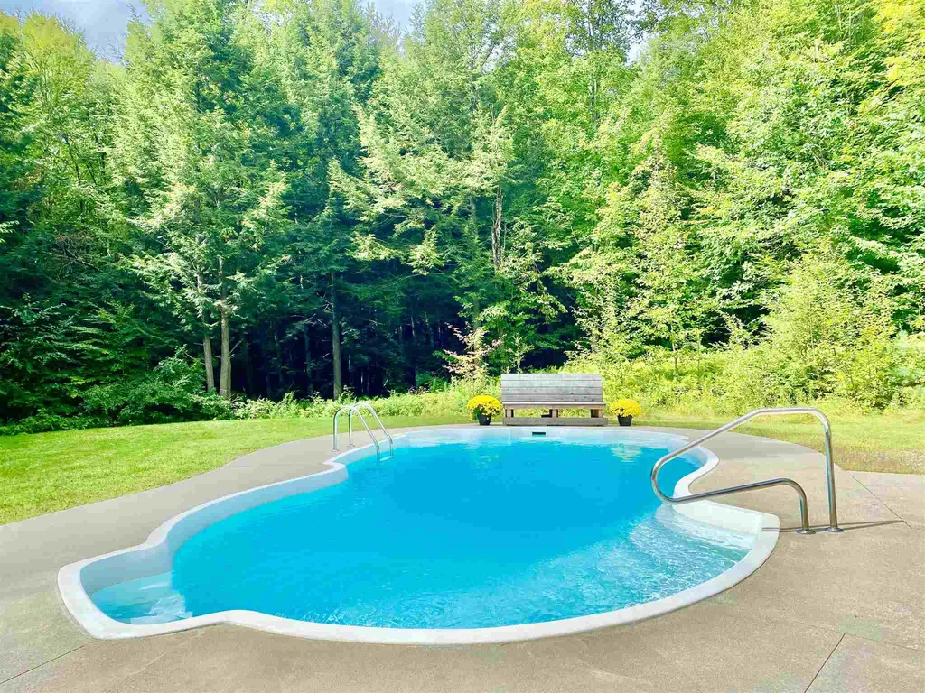 53 Apple Hill Road Sunapee NH 03782