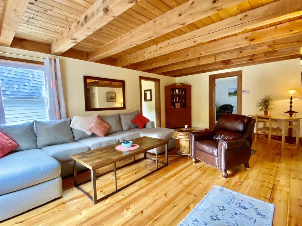 53 Apple Hill Road Sunapee NH 03782