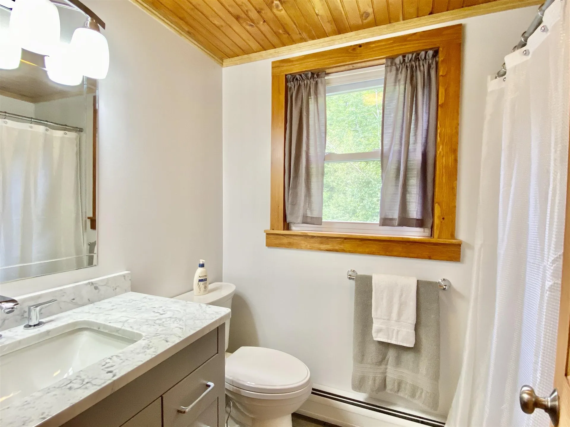 53 Apple Hill Road Sunapee NH 03782