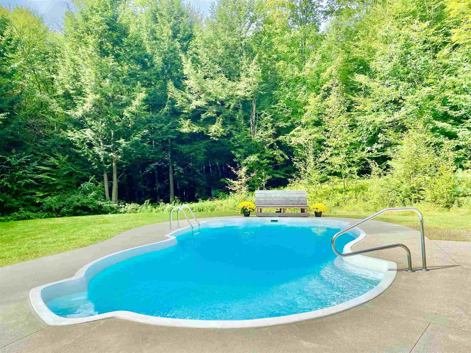 53 Apple Hill Road Sunapee NH 03782