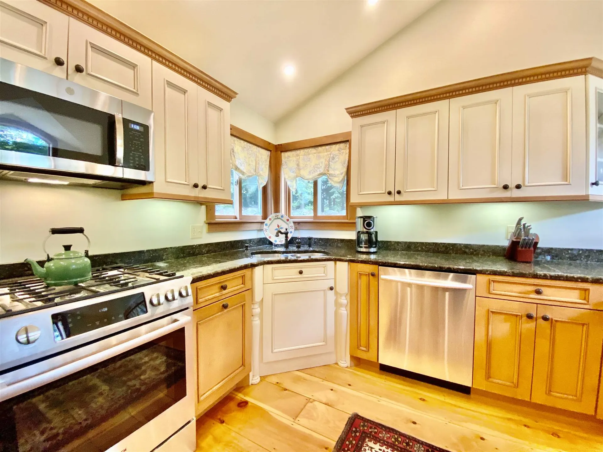 53 Apple Hill Road Sunapee NH 03782