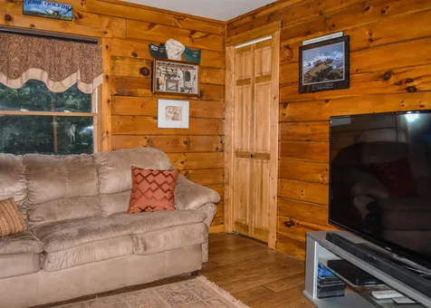 72 Graves Road Walpole NH 03608