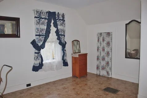 5 Leonard Avenue Springfield VT 05156