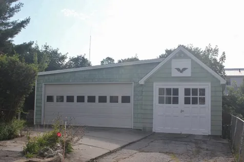 5 Leonard Avenue Springfield VT 05156