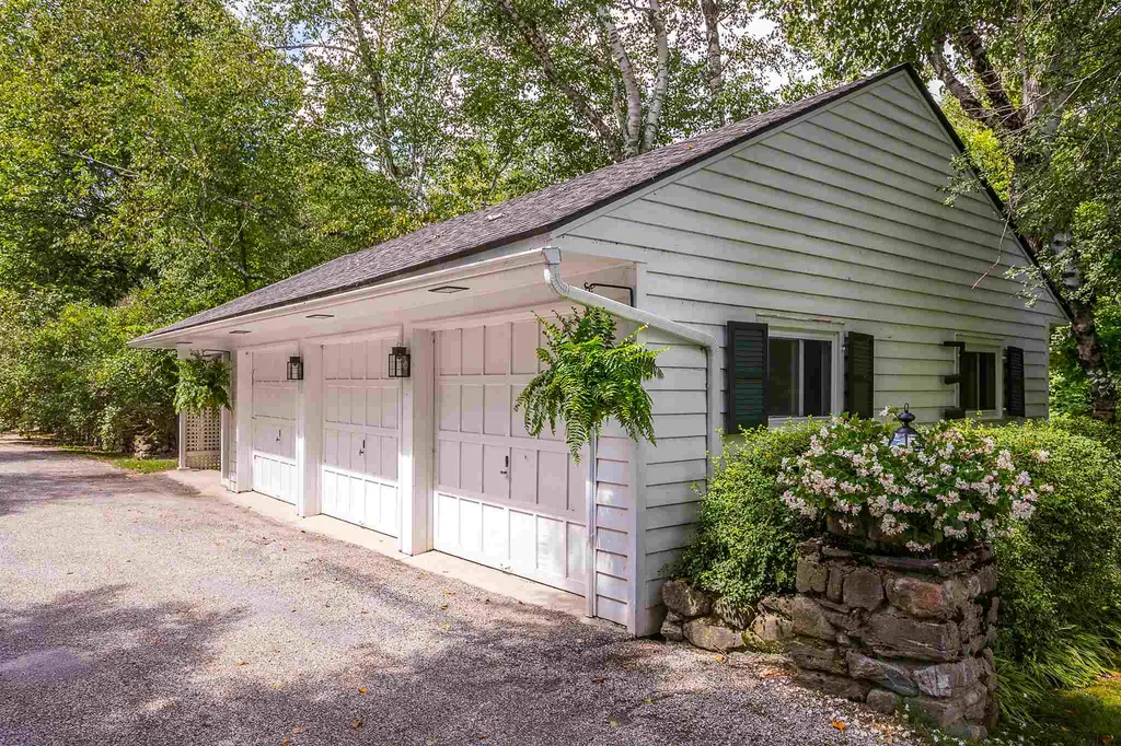 274 Upper Hollow Road Dorset VT 05251