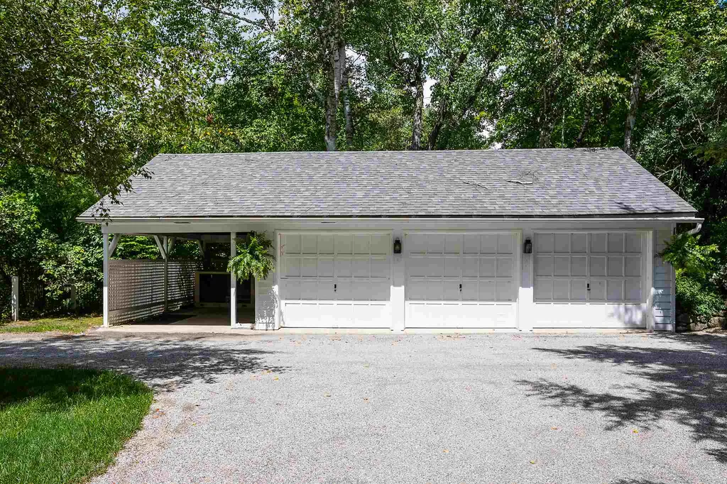 274 Upper Hollow Road Dorset VT 05251