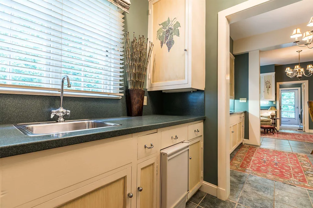 274 Upper Hollow Road Dorset VT 05251