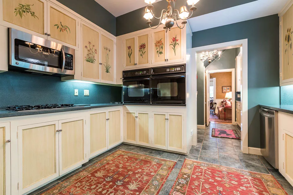 274 Upper Hollow Road Dorset VT 05251